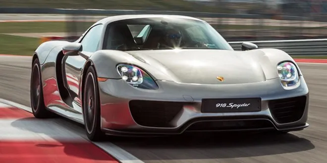 porsche electric car - 918 Spyder
