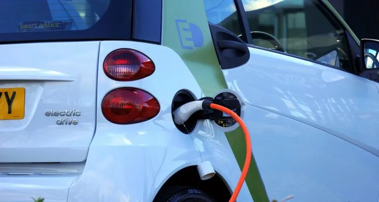 tesla model 3 0-60 - charging tesla car