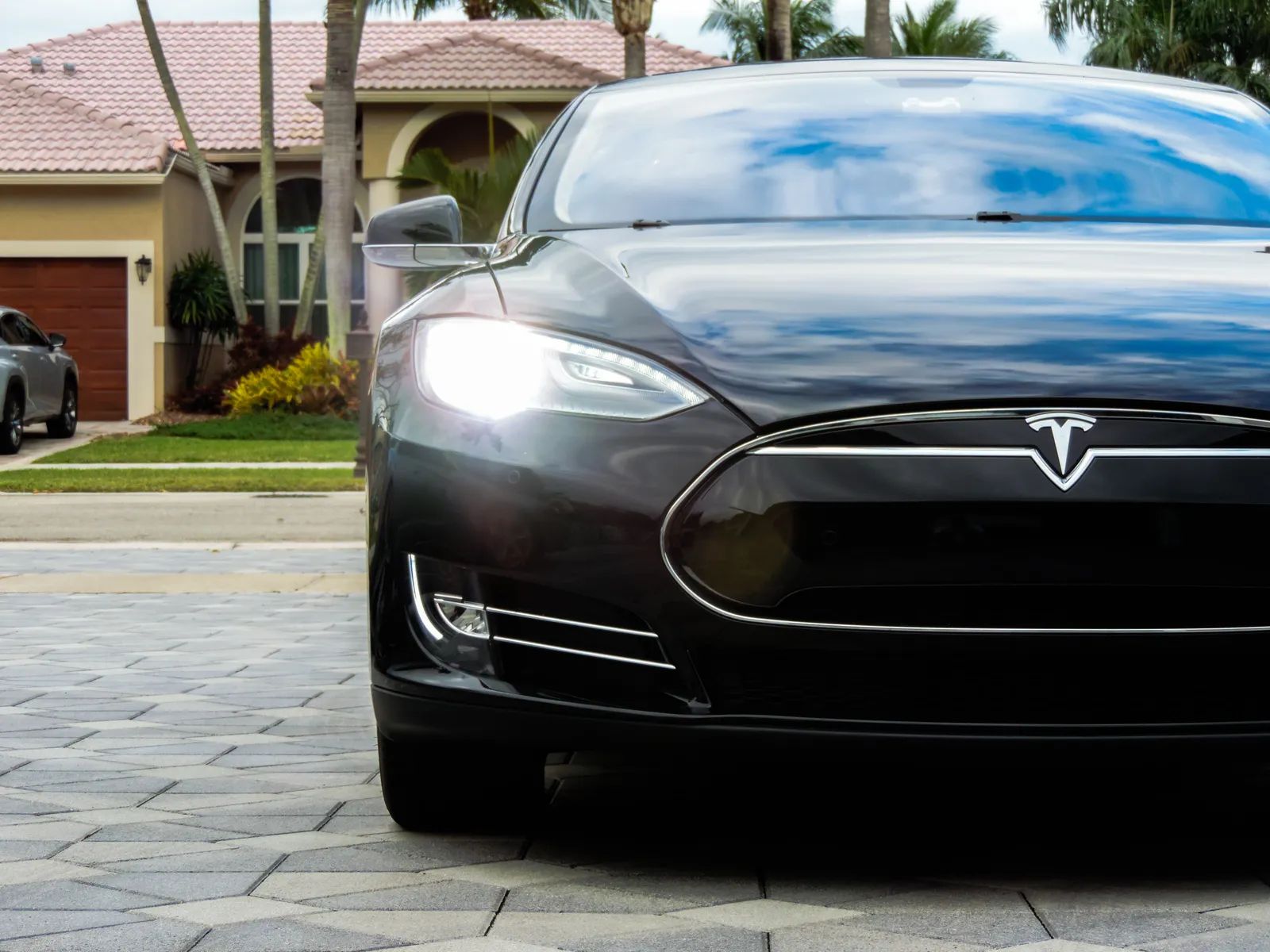 tesla car model 3.0