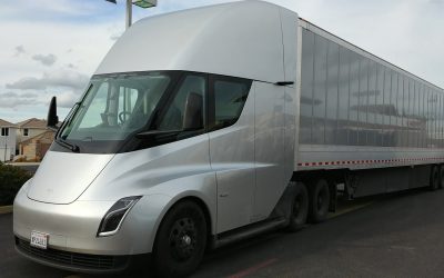 What You Should Know About the Tesla Semi